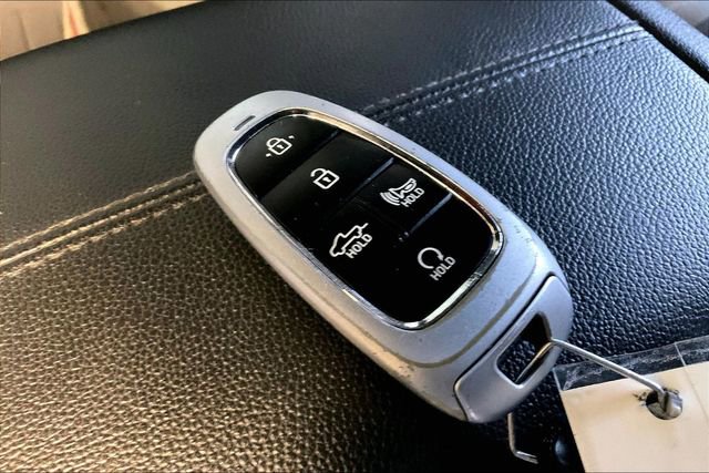 Certified 2022 Hyundai Santa Cruz SEL Premium image 10