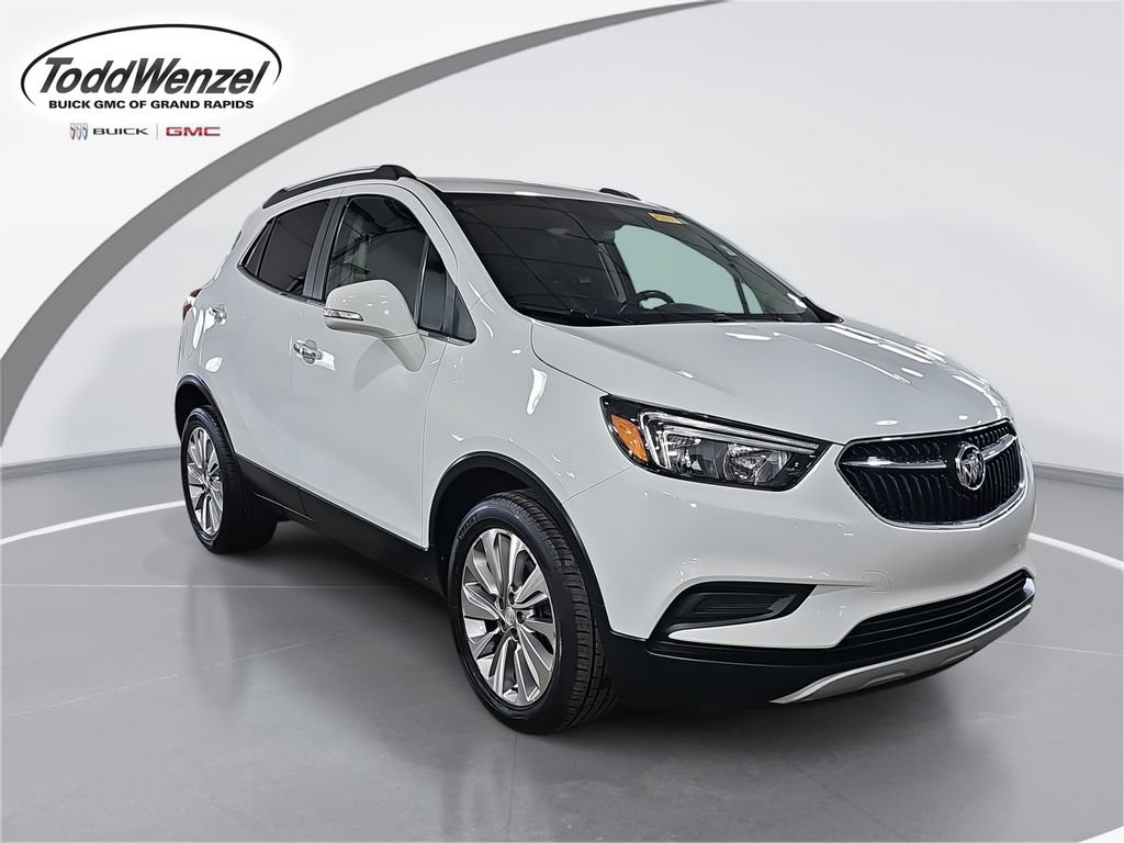 Used 2017 Buick Encore Preferred FWD image 1