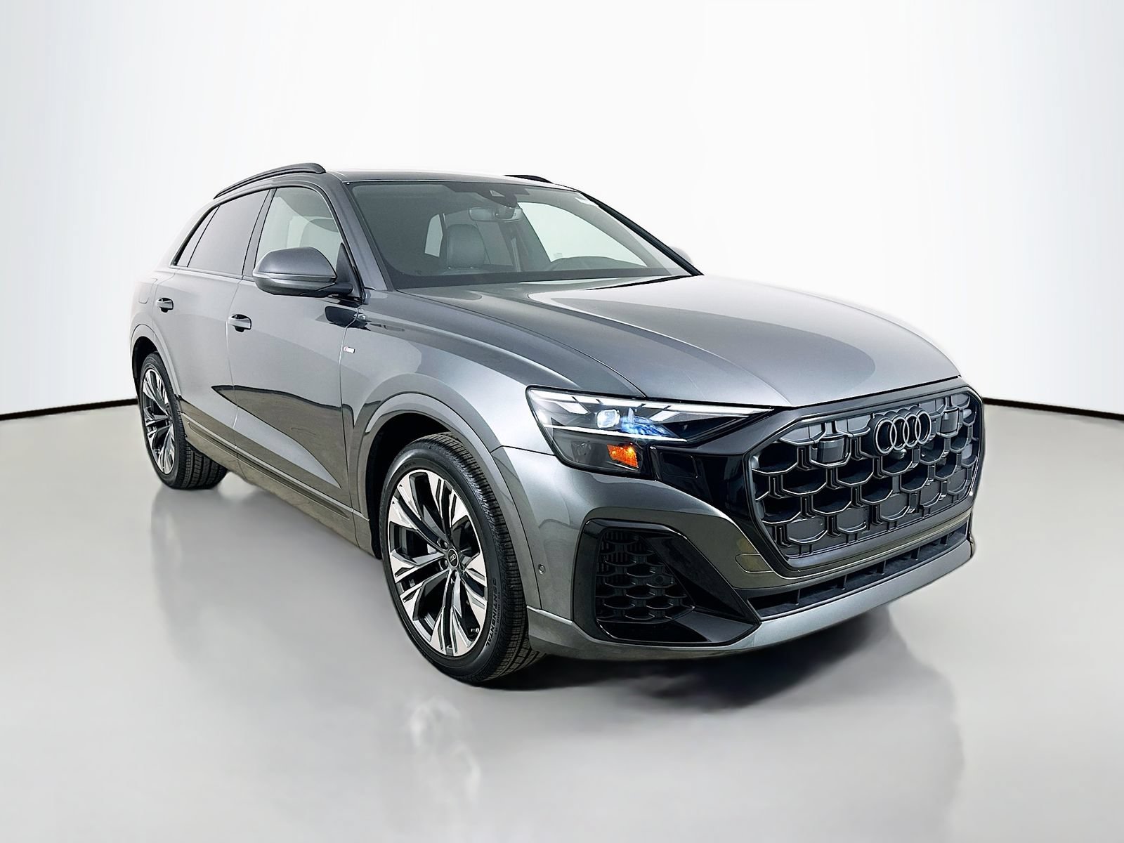 New 2026 Audi Q8 Premium Plus AWD/4WD image 3