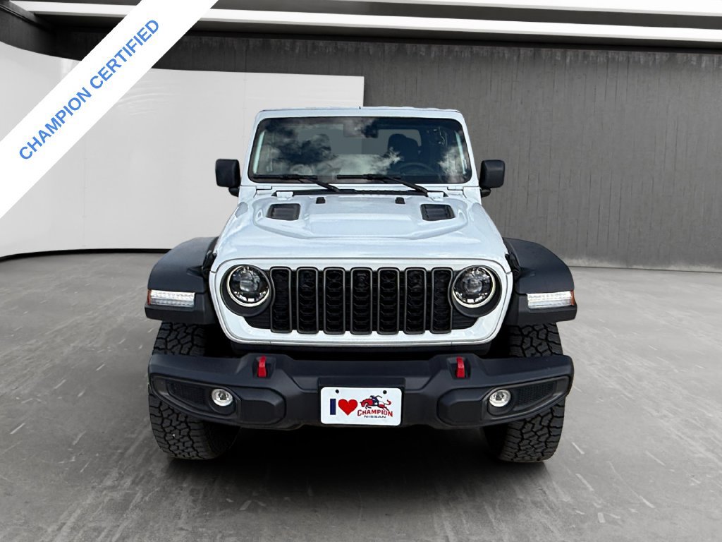 Used 2025 Jeep Gladiator Rubicon w/ Safety Group AWD/4WD image 8