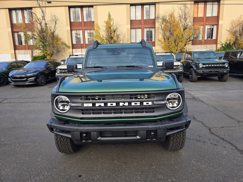 New 2025 Ford Bronco Big Bend w/ Black Diamond Package image 2