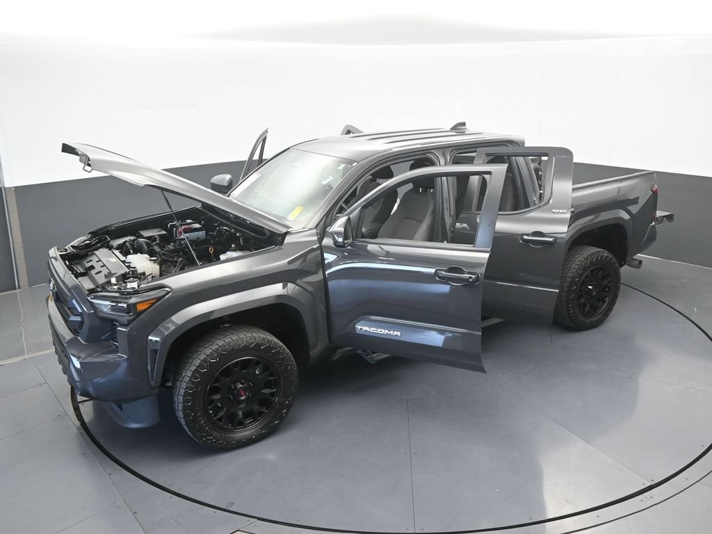 Used 2025 Toyota Tacoma SR5 RWD image 70