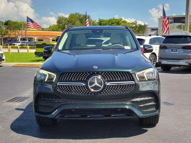 Used 2021 Mercedes-Benz GLE 580 4MATIC image 2