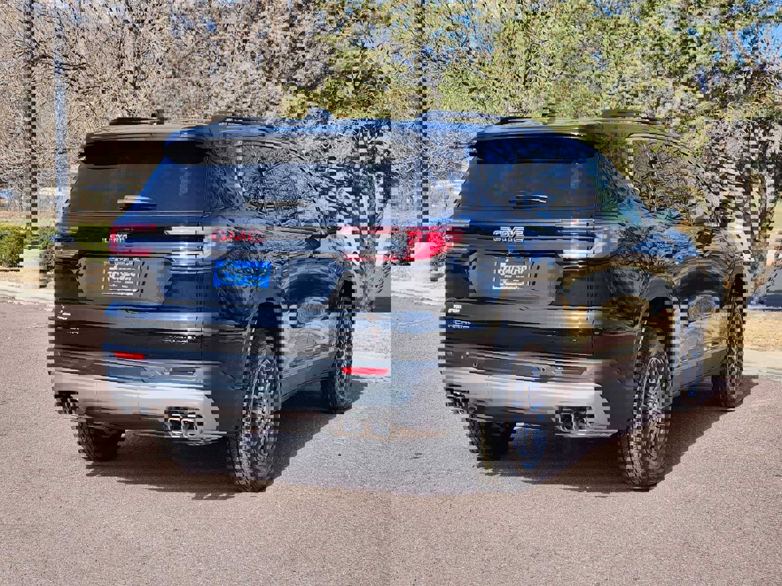 New 2025 GMC Acadia Elevation image 3