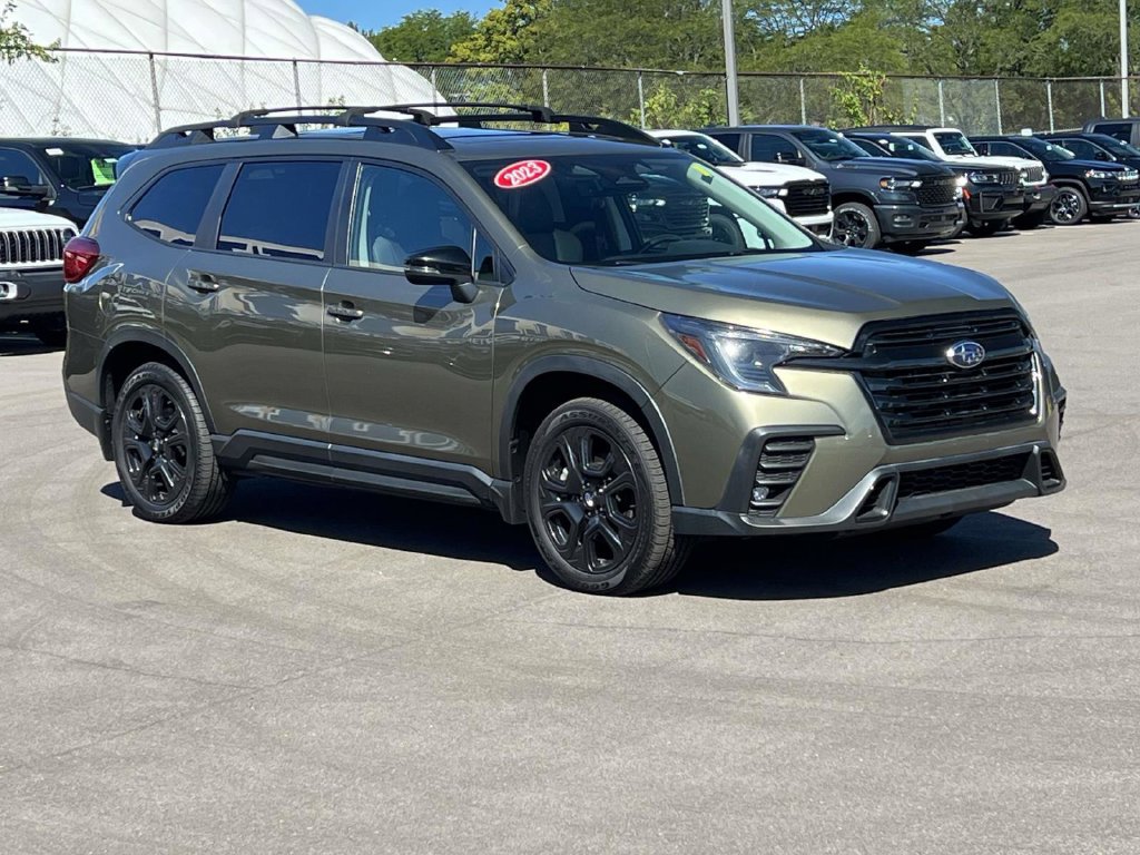 Used 2023 Subaru Ascent Onyx Edition AWD/4WD image 8