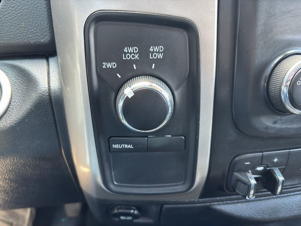 Used 2018 RAM 3500 Lone Star AWD/4WD image 17