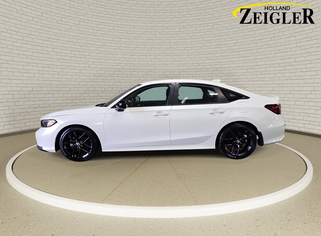 Used 2025 Honda Civic Sport image 8