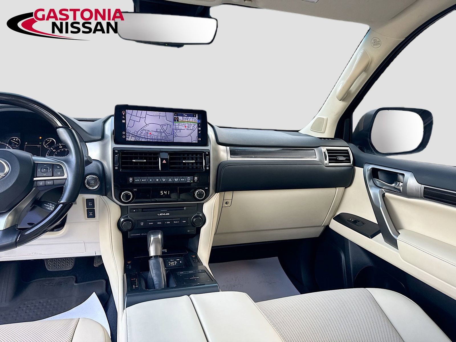 Used 2023 Lexus GX 460 Premium w/ Premium Package image 29