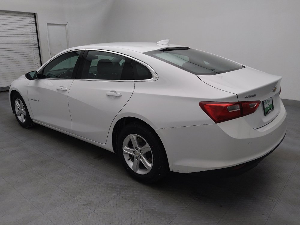 Used 2024 Chevrolet Malibu LT image 3