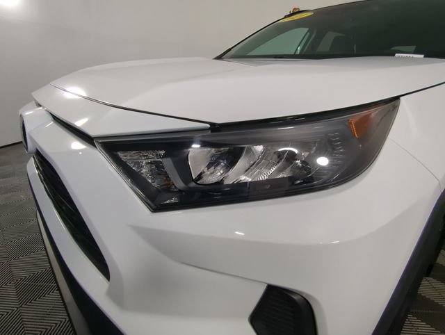 Used 2021 Toyota RAV4 LE AWD/4WD image 44