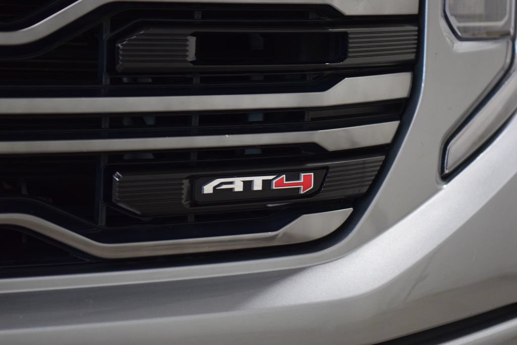 Used 2023 GMC Sierra 1500 AT4 w/ Technology Package AWD/4WD image 14