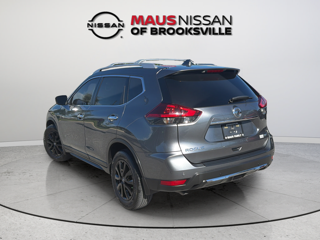 Used 2020 Nissan Rogue SV FWD image 8