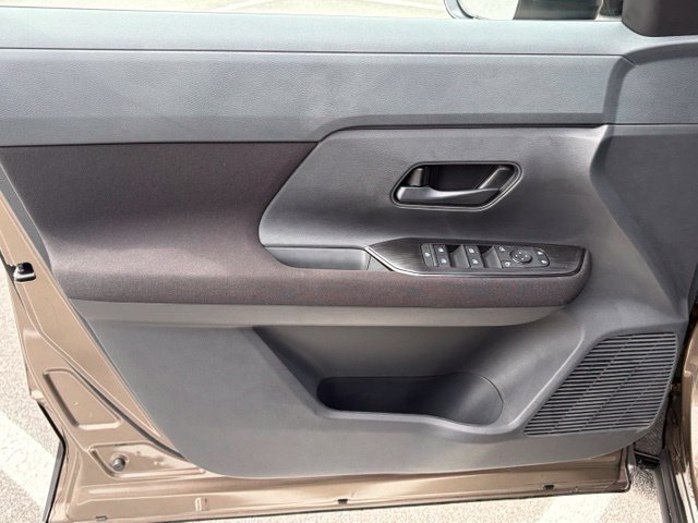 New 2026 Nissan Kicks S FWD image 12