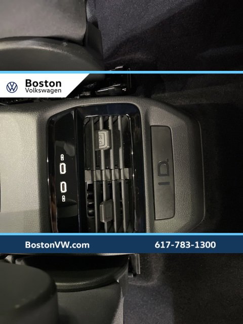 Used 2022 Volkswagen ID.4 Pro image 26