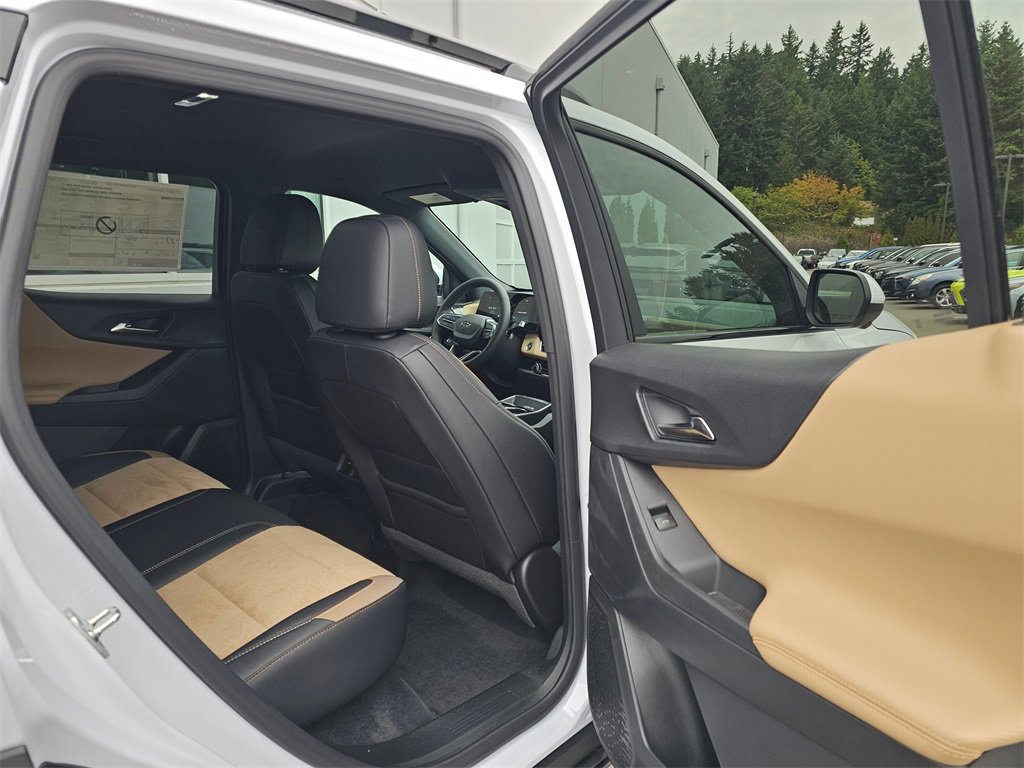 New 2026 Chevrolet Equinox ACTIV w/ Convenience Package III image 14