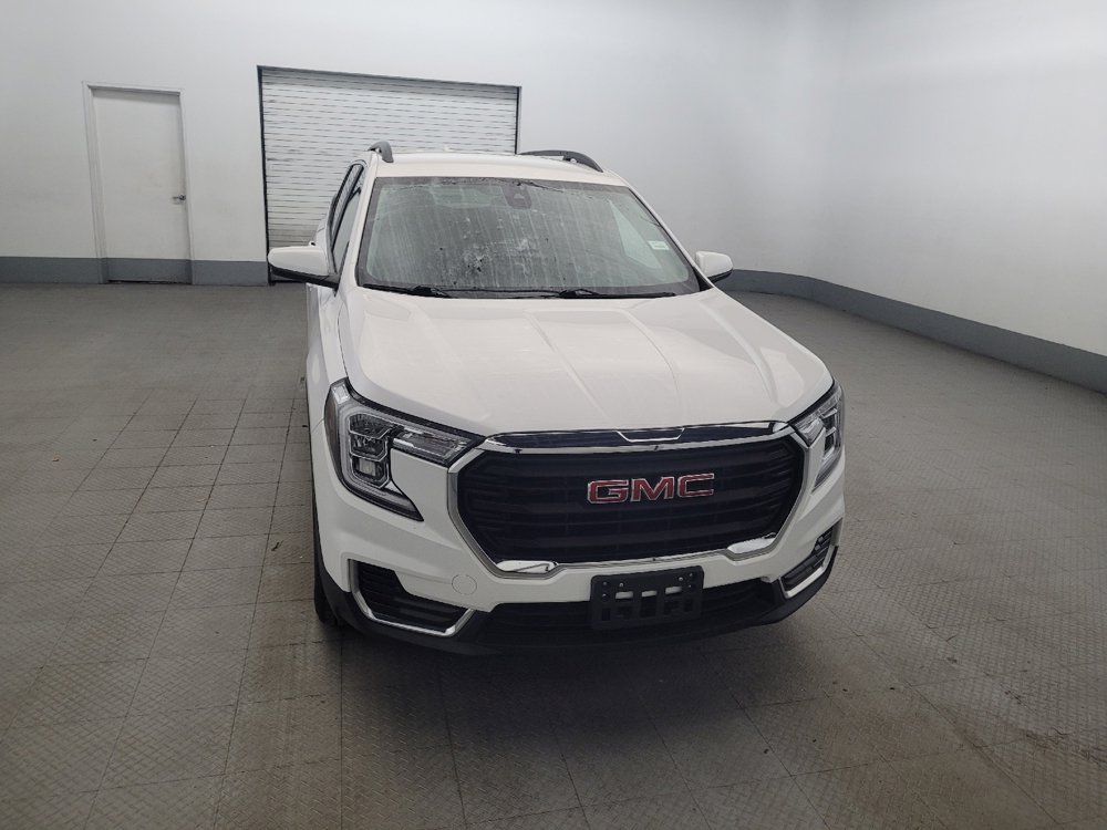 Used 2022 GMC Terrain SLE w/ Driver Convenience Package AWD/4WD image 14