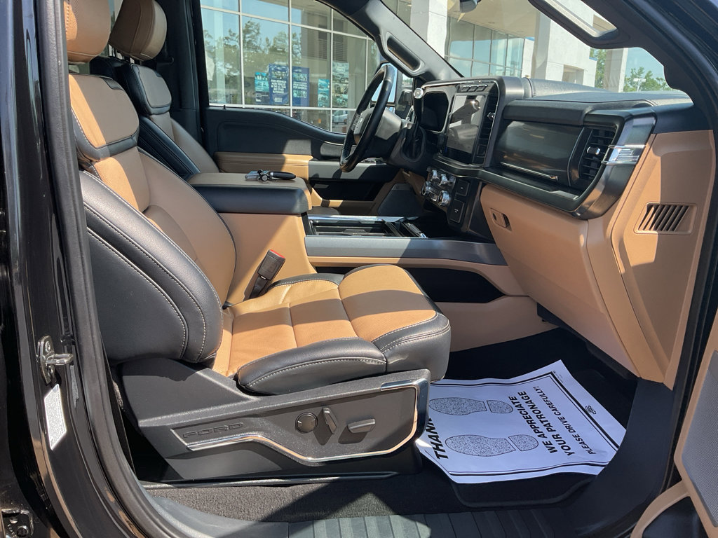 Used 2023 Ford F350 Lariat w/ Lariat Ultimate Package AWD/4WD image 9