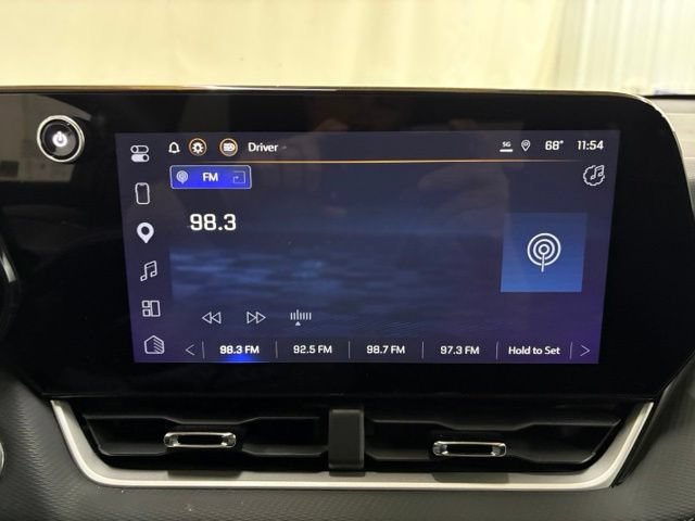 Used 2025 Chevrolet Equinox LT FWD image 34