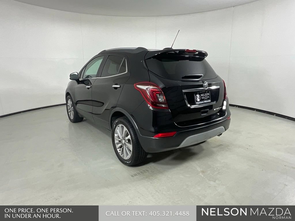 Used 2019 Buick Encore Sport Touring FWD image 8