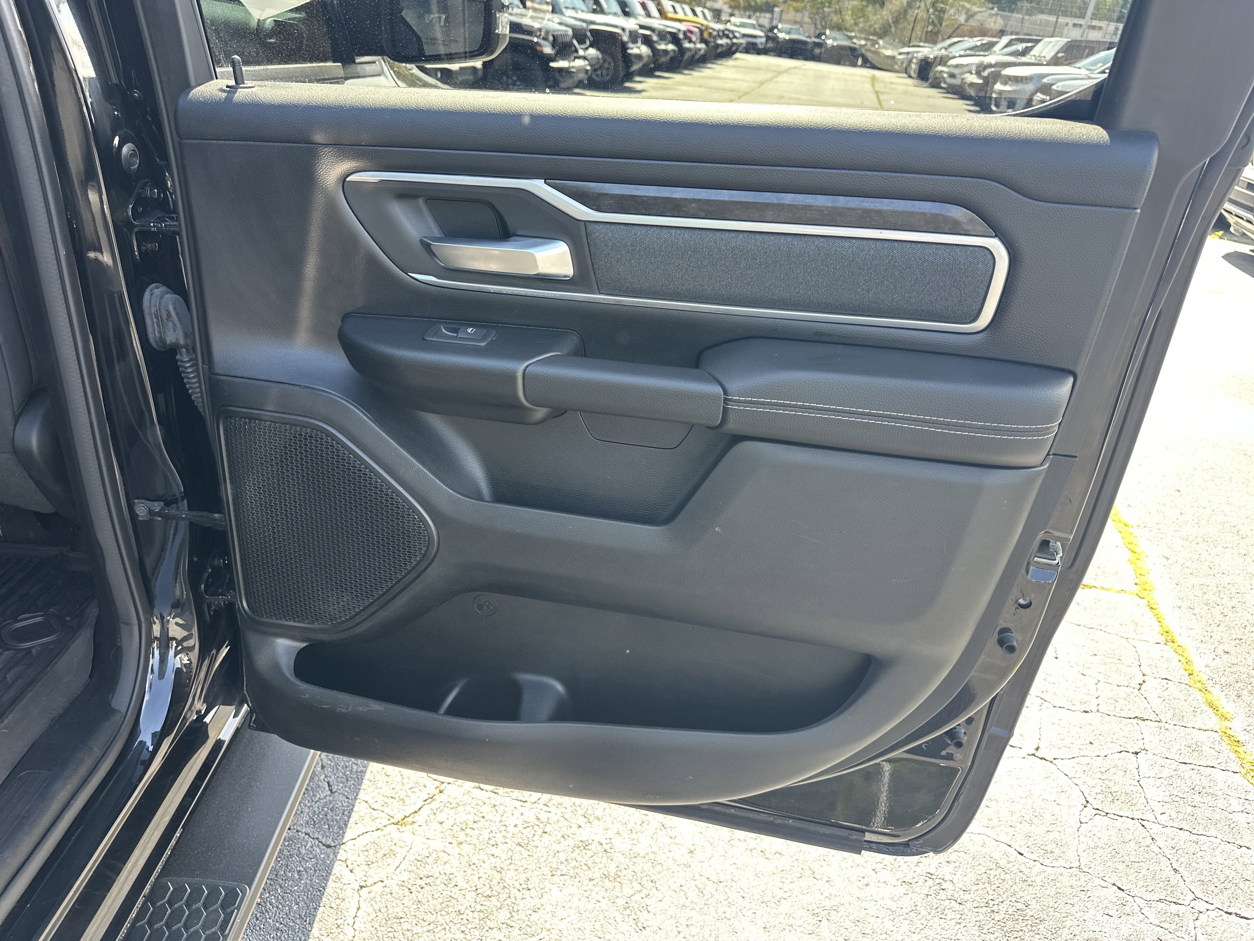 Used 2023 RAM 1500 Big Horn AWD/4WD image 20