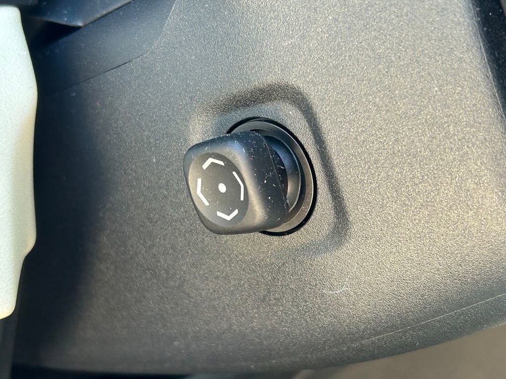 Used 2022 Toyota Tundra 1794 Edition w/ Advanced Package image 32