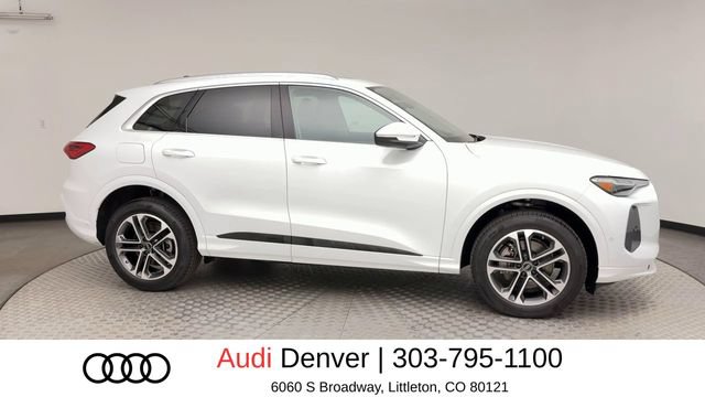 Used 2025 Audi Q5 Premium w/ Premium Plus AWD/4WD image 9