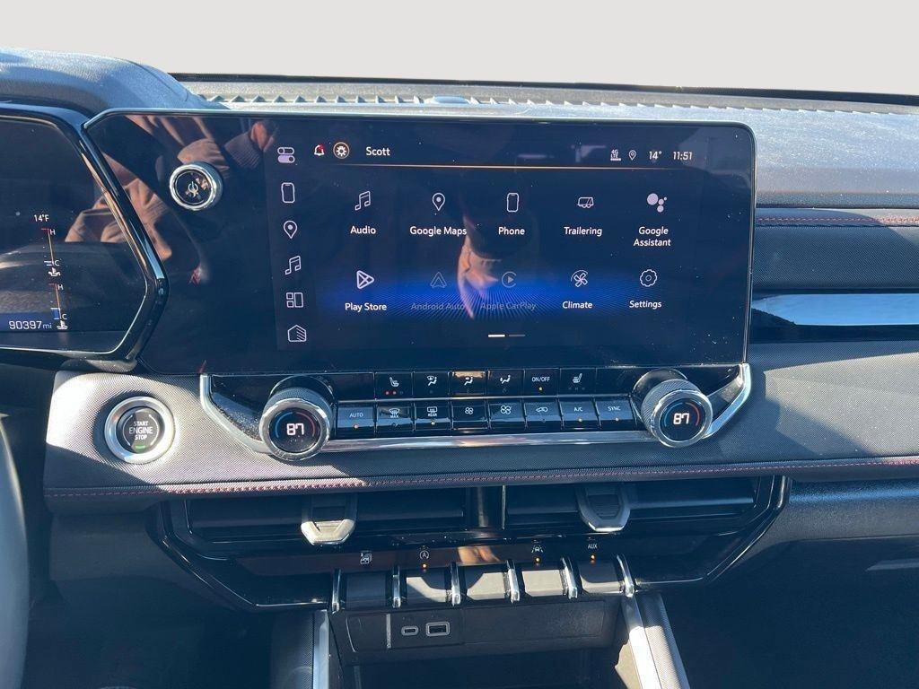 Used 2023 Chevrolet Colorado Z71 w/ Z71 Convenience Package 2 image 32