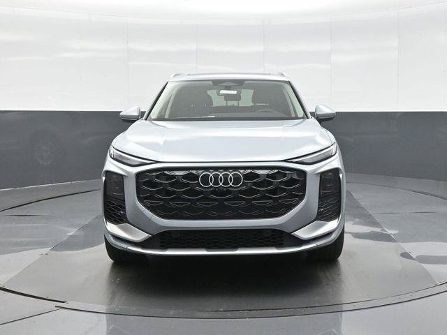 Used 2026 Audi Q3 quattro 2.0T w/ Driver Assistance Package AWD/4WD image 2