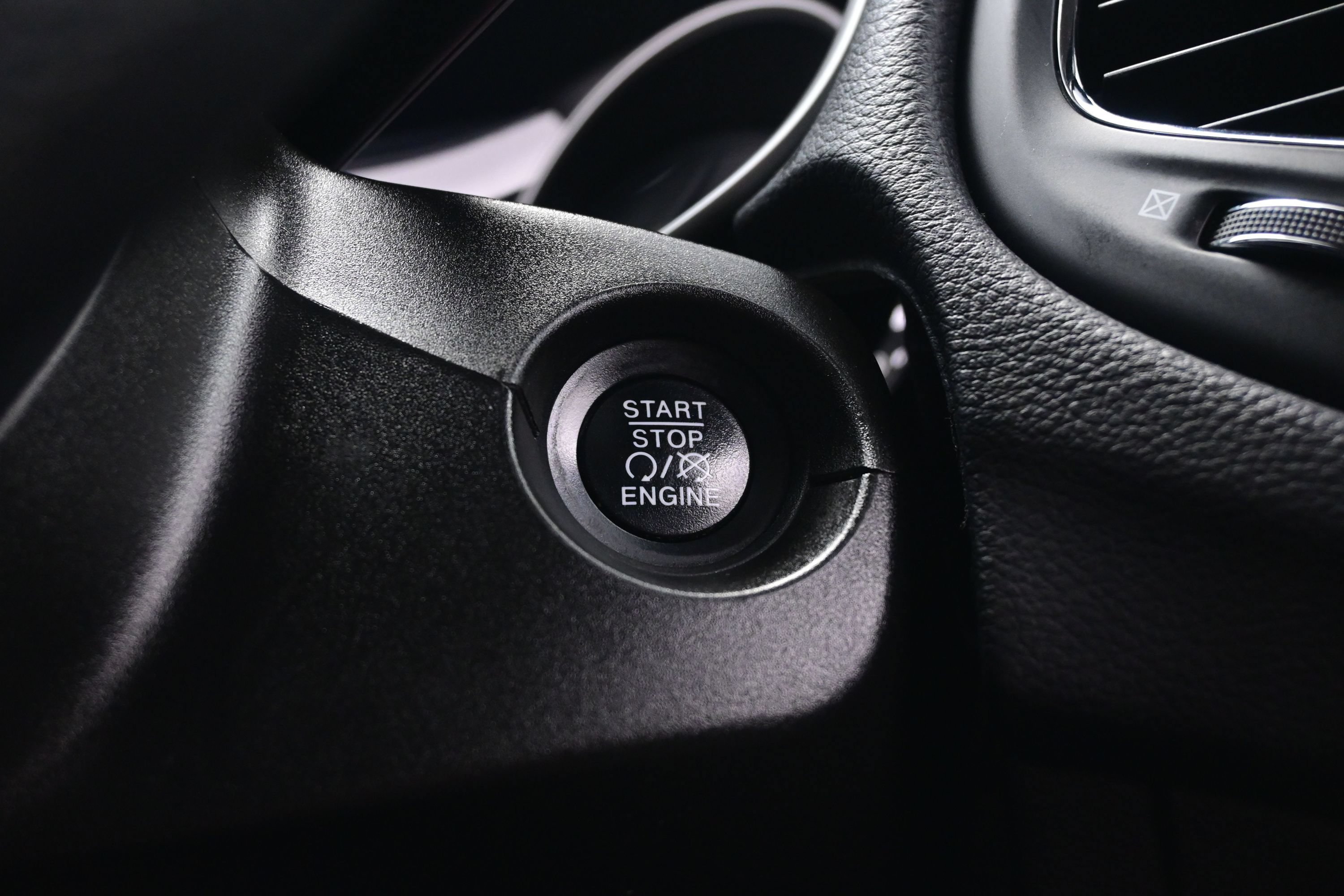 Used 2019 Jeep Compass Sport FWD image 18