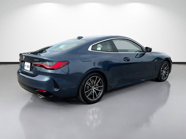 Used 2025 BMW 430i xDrive Coupe w/ Premium Package image 3