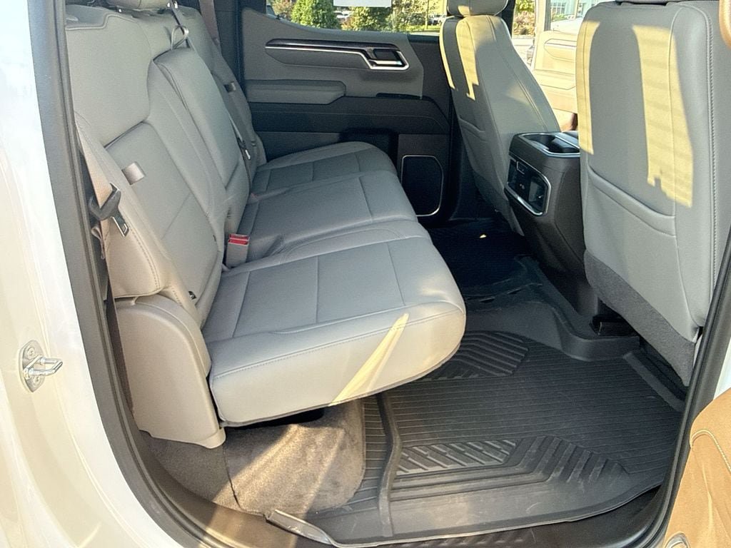 Used 2022 Chevrolet Silverado 1500 LTZ AWD/4WD image 20