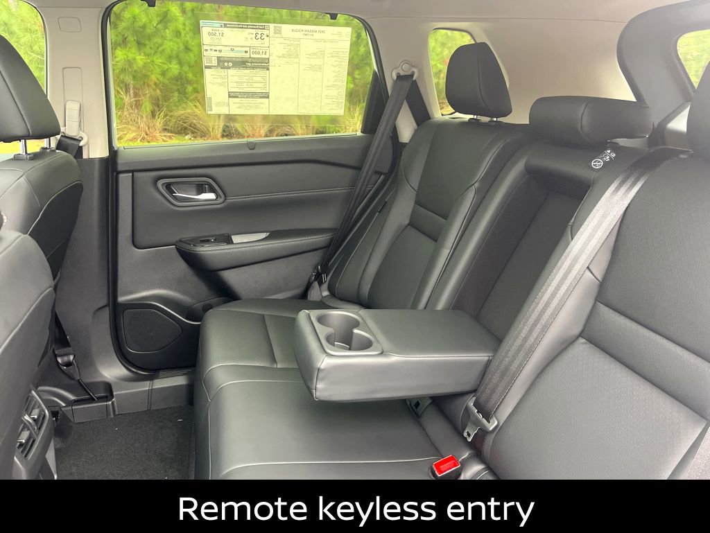 Certified 2025 Nissan Rogue SV w/ SV Premium Package FWD image 12