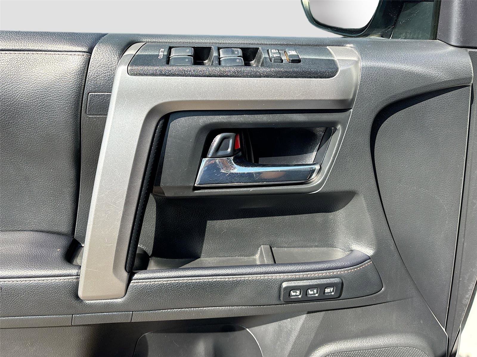 Used 2021 Toyota 4Runner Limited image 18