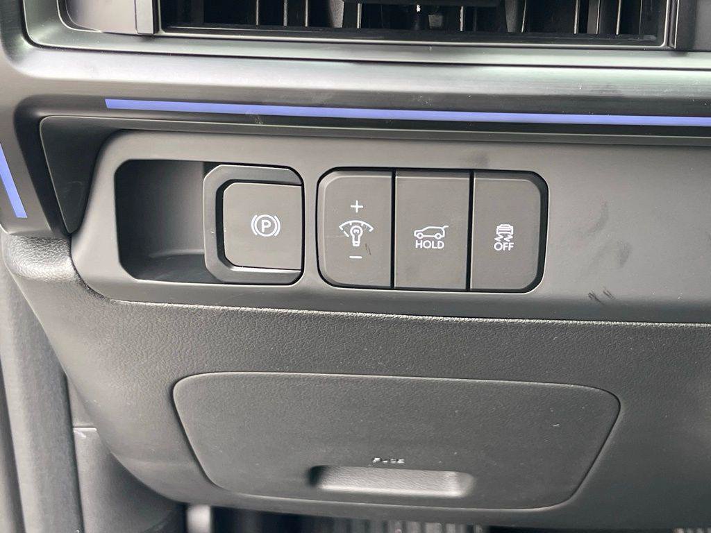 New 2025 Hyundai Santa Fe Calligraphy FWD image 28
