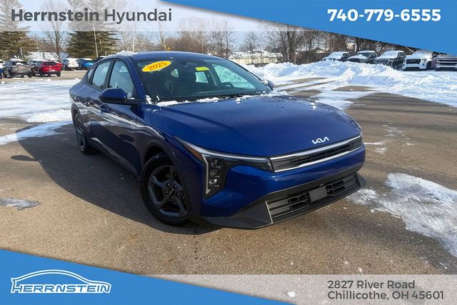 Used 2025 Kia K4 FWD image 1