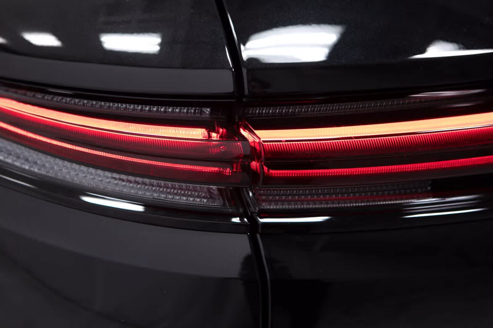 Certified 2026 Porsche Cayenne AWD/4WD image 19