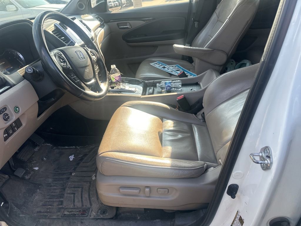 Used 2017 Honda Pilot Touring image 8