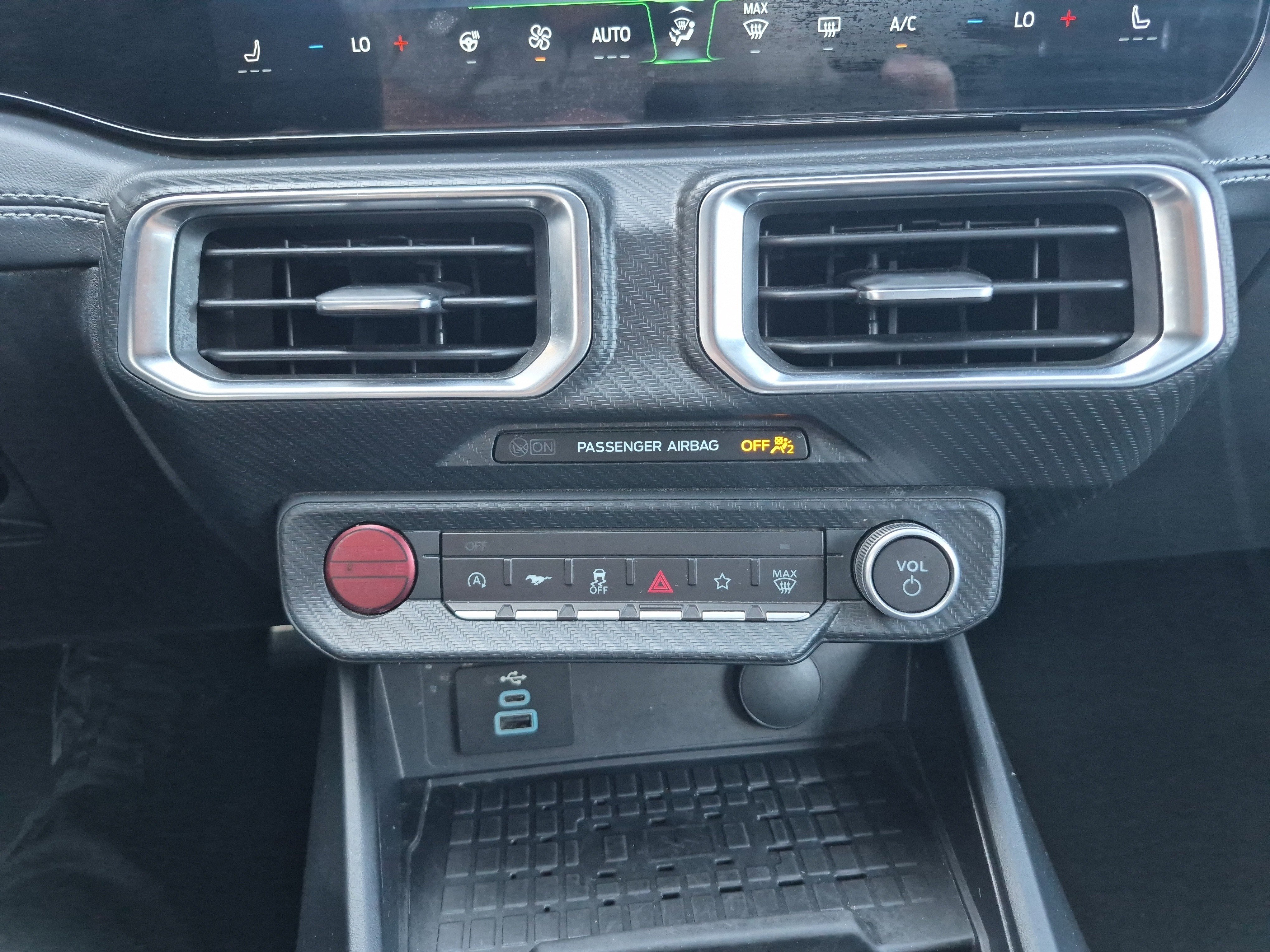 Used 2024 Ford Mustang Premium image 26