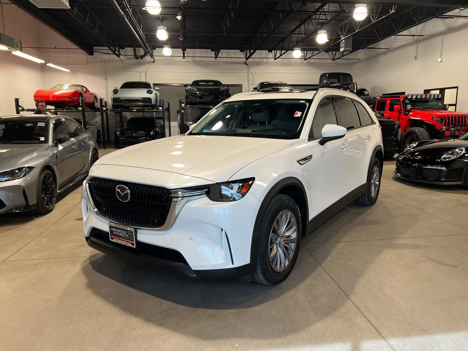 Used 2025 MAZDA CX-90 Plug-In Hybrid w/ Preferred image 7