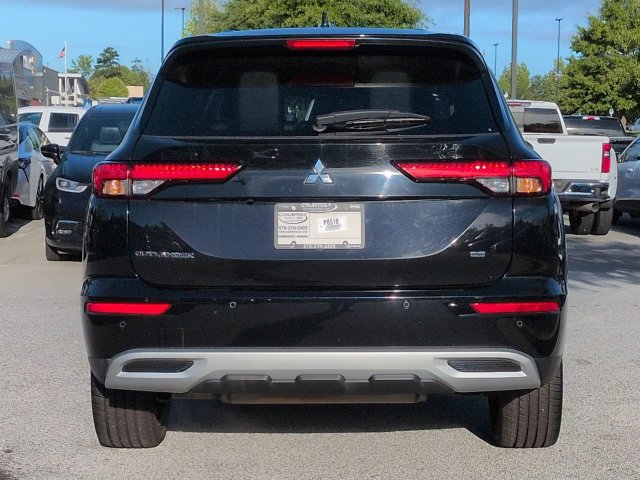 Used 2024 Mitsubishi Outlander SE AWD/4WD image 5