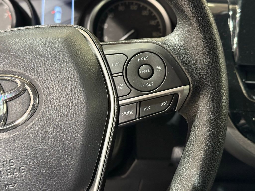 Certified 2022 Toyota Camry LE image 22