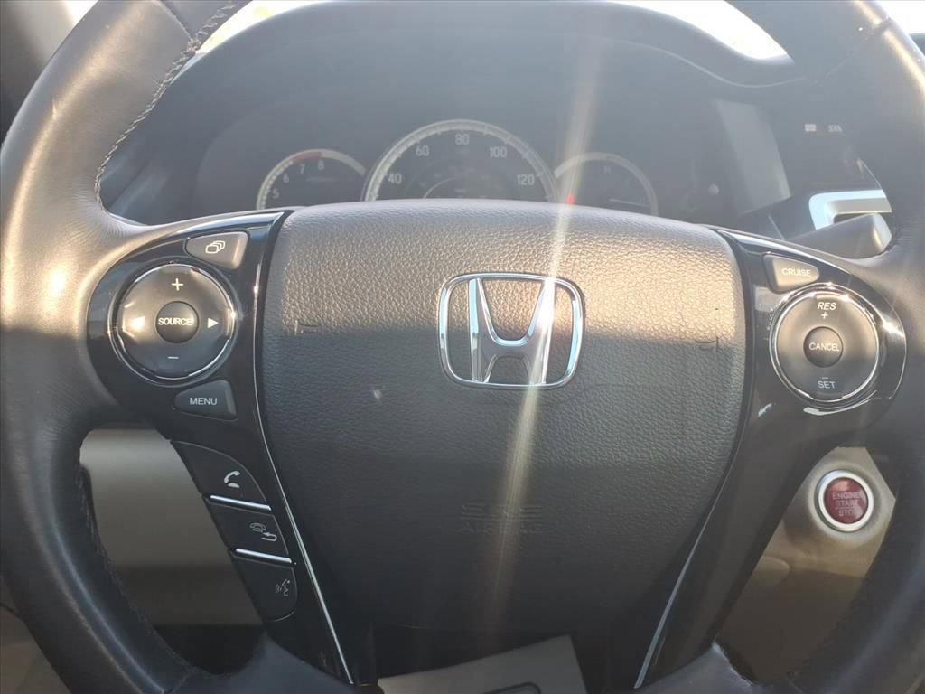 Used 2017 Honda Accord EX-L image 22