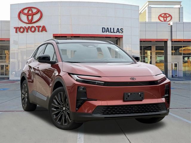 Used 2026 Toyota C-HR AWD/4WD image 1