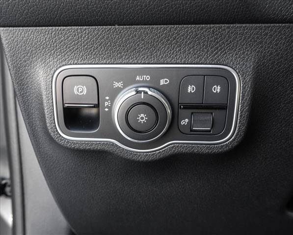 New 2026 Mercedes-Benz GLB 250 4MATIC image 15