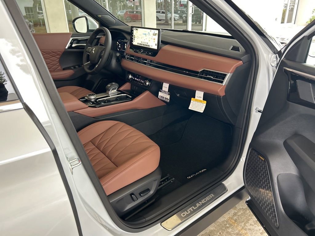 New 2026 Mitsubishi Outlander SEL image 25