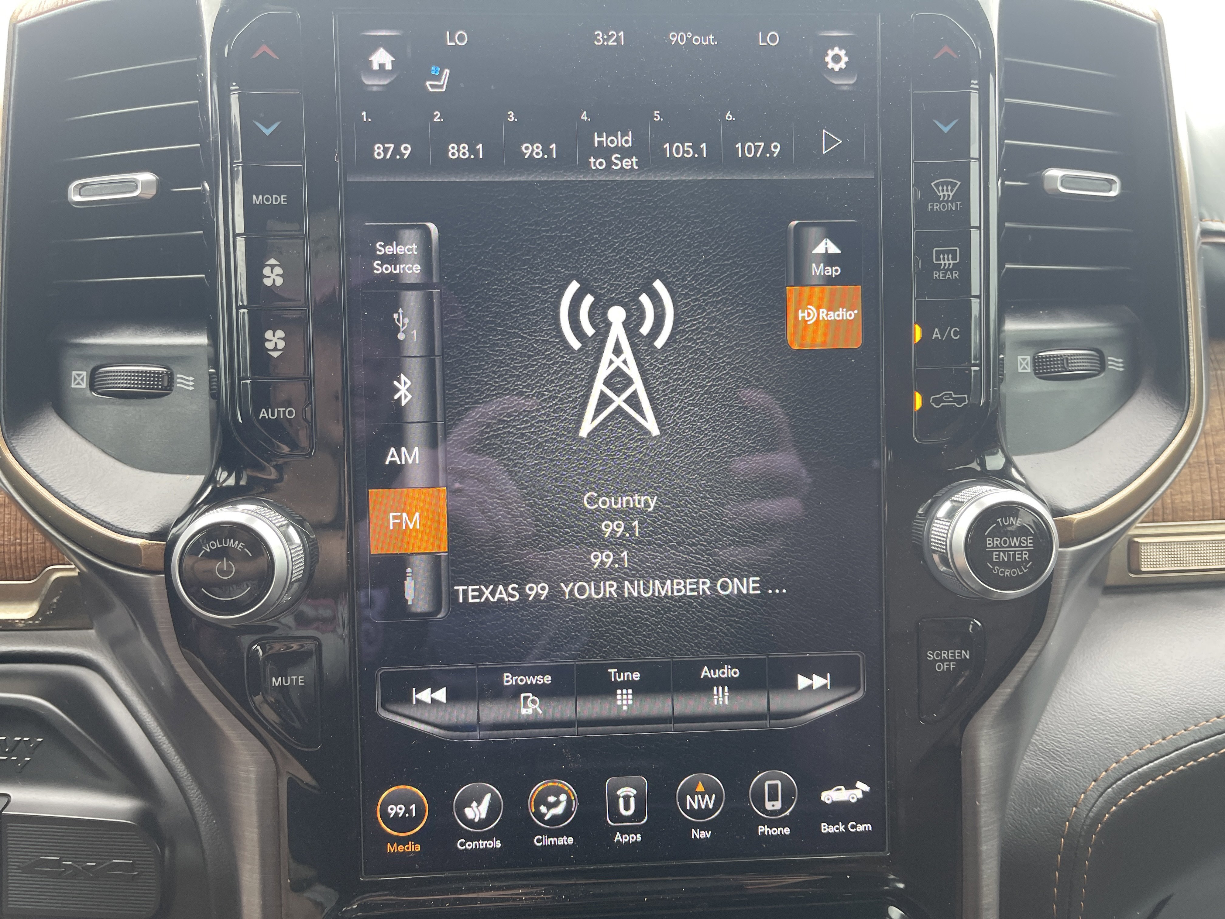 Used 2021 RAM 2500 Limited AWD/4WD image 27