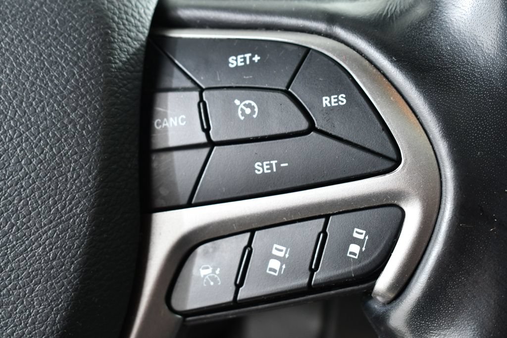 Used 2021 Jeep Grand Cherokee Limited w/ Quick Order Package 28K 80th AWD/4WD image 31