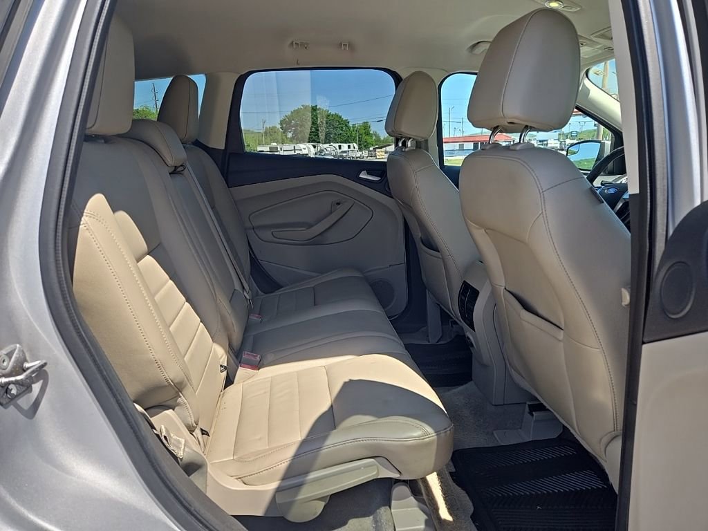 Used 2013 Ford Escape SEL image 18