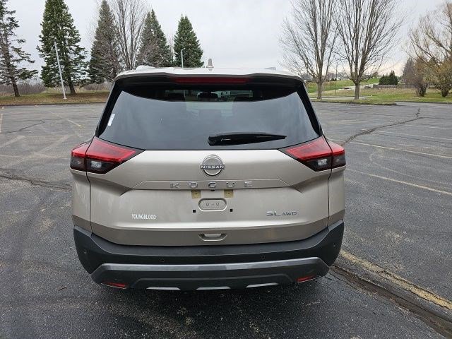 Used 2023 Nissan Rogue SL AWD/4WD image 5