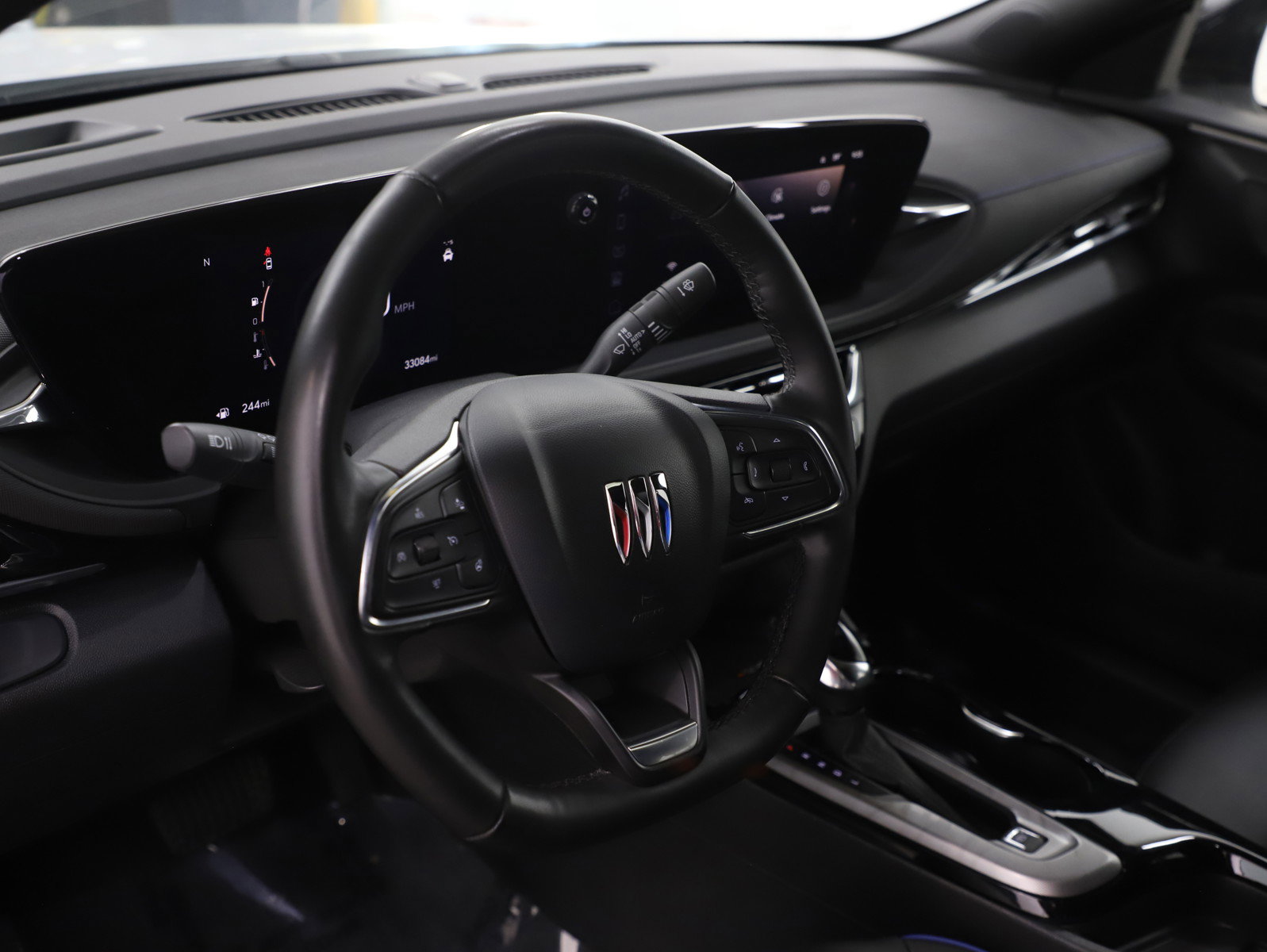 Used 2024 Buick Envista Sport Touring w/ Experience Buick Package image 21